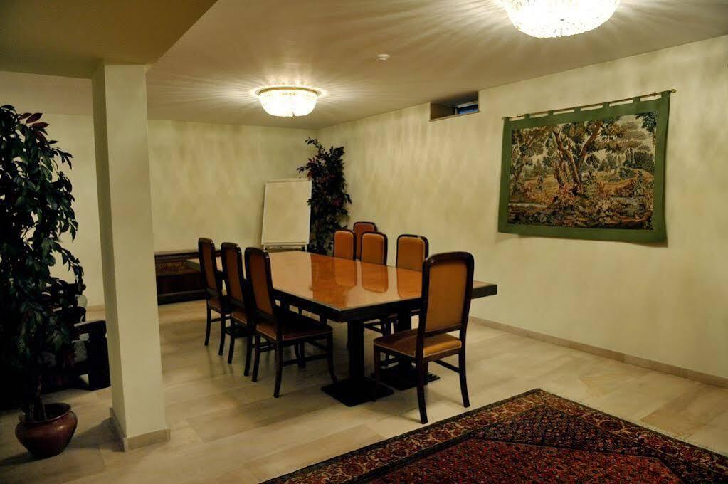 Hotel Kasteel Solhof Артселар Экстерьер фото